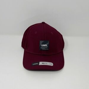 UNRL Mens Explorer StretchFit Hat Mid Pro Maroon